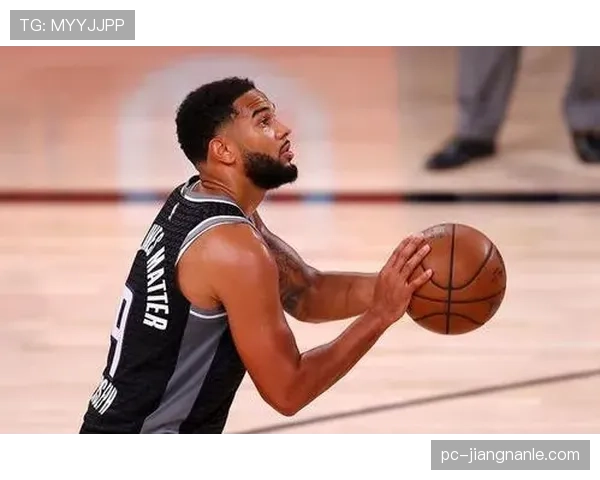 班切罗单打主导内线得分超越新秀季进攻稳定性