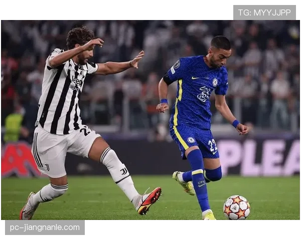 尤文图斯中场缺少关键连接点，组织推进效率受限