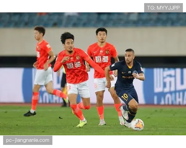 加维为何能在同龄球员中领跑压迫与反抢数据？